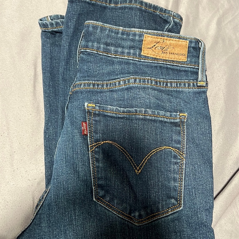 Vintage Levi Jeans - Dark Wash